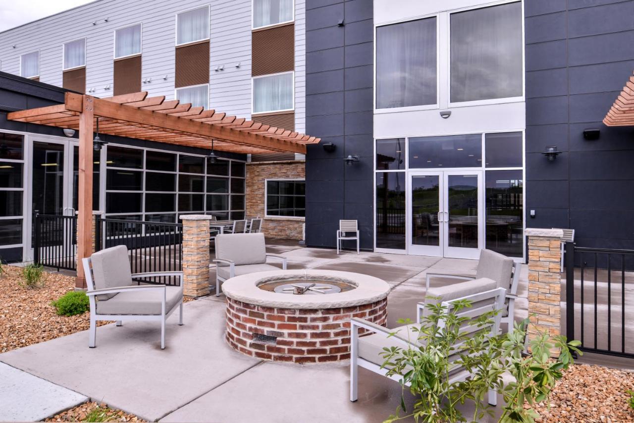 Country Inn & Suites By Radisson, Ft Atkinson, Wi Fort Atkinson Ngoại thất bức ảnh