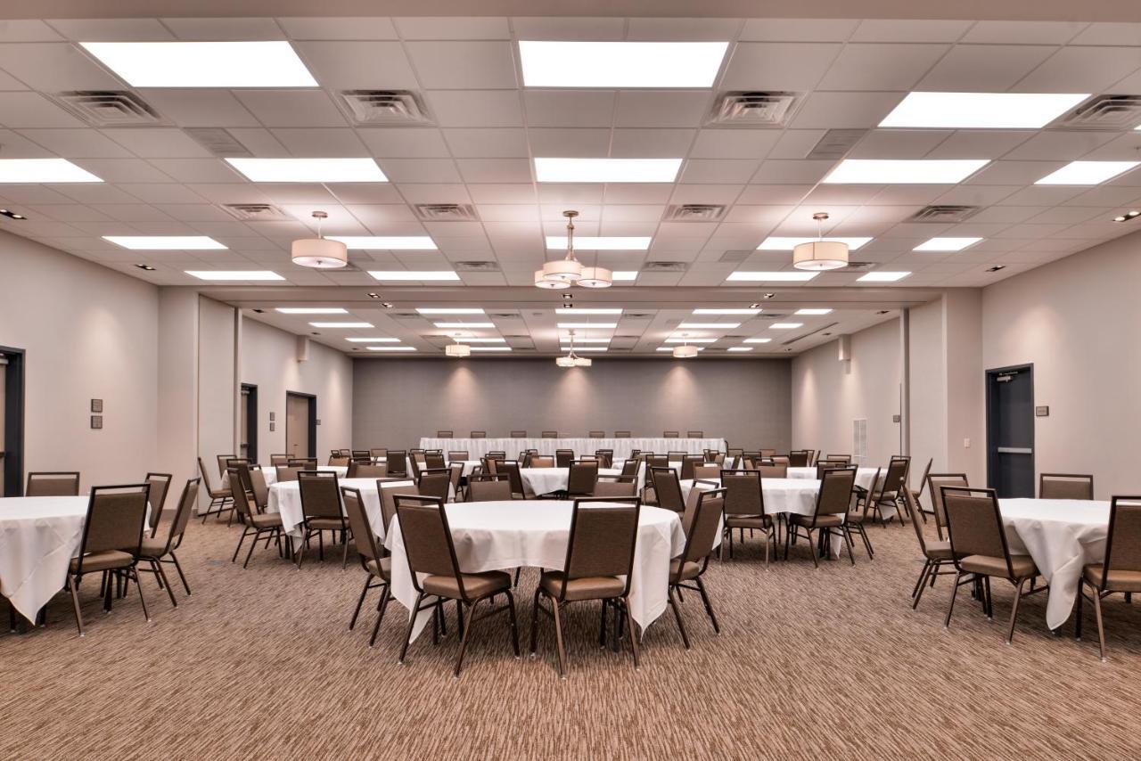 Country Inn & Suites By Radisson, Ft Atkinson, Wi Fort Atkinson Ngoại thất bức ảnh